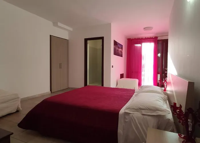 Borgo Pida Paceco