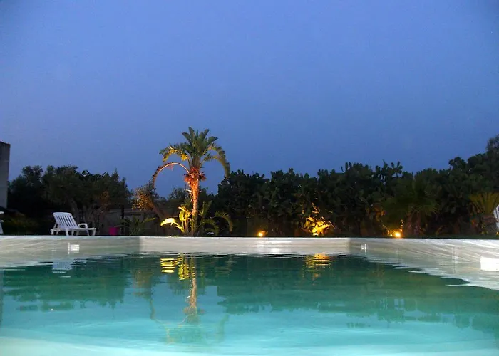 招待所 Borgo Pida 4*